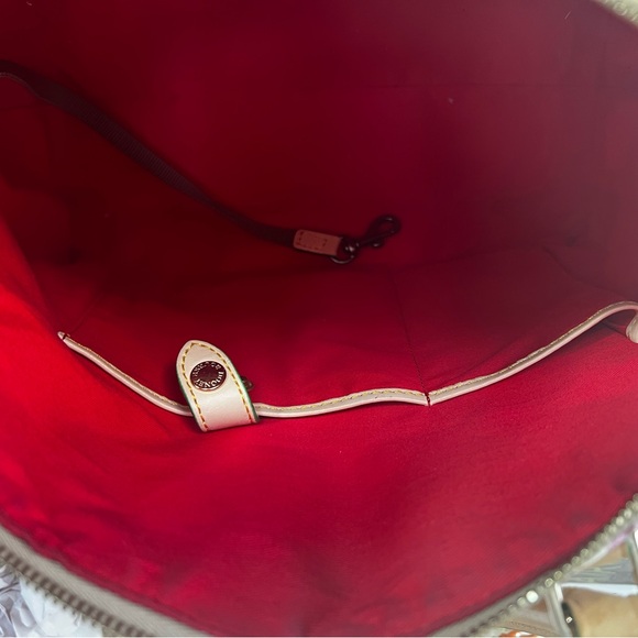 Dooney and Bourke Gorgeous Convertible Bag With Lavender Hydrangea Flowers - Picture 10 of 14